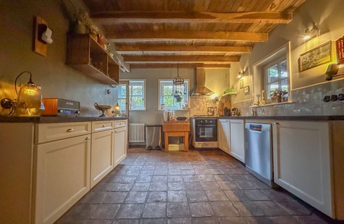 Lage Mierde House | Idyllic detached house with hot tub and garden