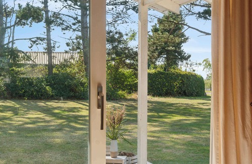 Grlev House | Idyllic family summer house 75 meters from coast