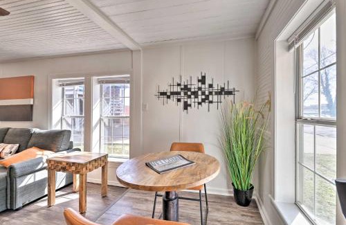 Fayetteville House | Idyllic Fayetteville Home - Walk to UA Campus!