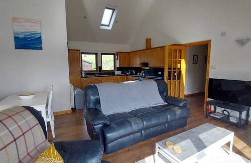 Clachtoll House | Idyllic getaway home with panoramic beach views