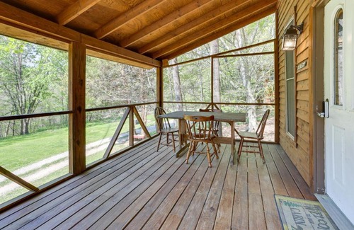 Taswell House | Idyllic Southern Indiana Cabin Near Patoka Lake!