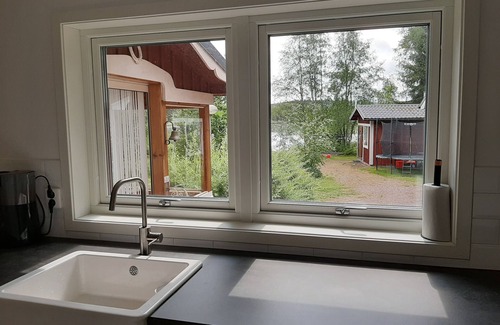 Falun House | Idyllic Swedish house in a fantastic location on its own beach