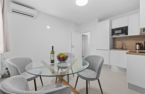 Vrvari Apartment | Idyllic vacation apartment AnaKatarina in Porec with one bedroom