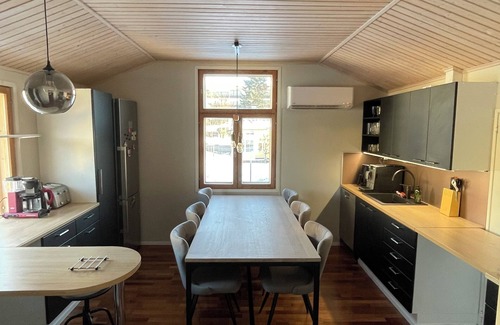 Vaasa Apartment | Idyllic wooden house apartment