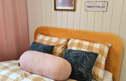 Viborg Apartment | Idyllisk Mini-Hus i det charmerende Latinerkvarter