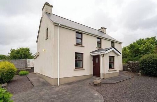 Dingle House | Countryside Retreat Dingle