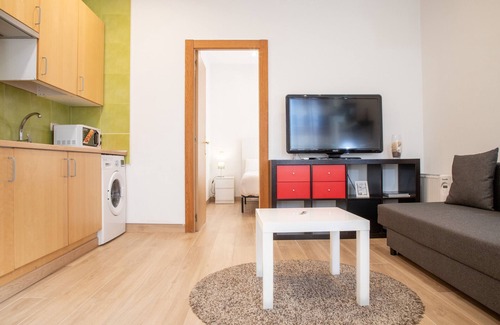 Hortaleza Apartment | Ifema- Stay with connection to Ifema & airport