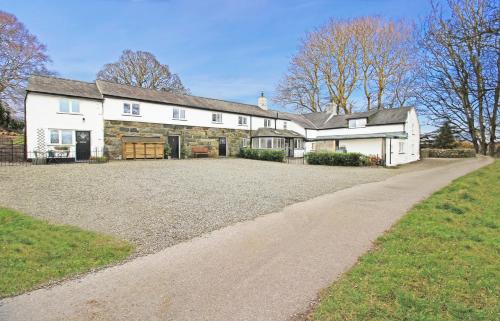 Llanllyfni House | Igamogam
