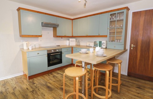 Llanllyfni Cottage | IGAMOGAM, pet friendly, character holiday cottage in Penygroes