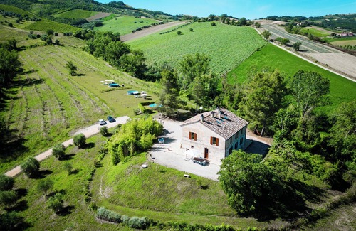 Castignano Apartment | Il Casale di Giovanna - Appartamento Menta Surrounded by nature