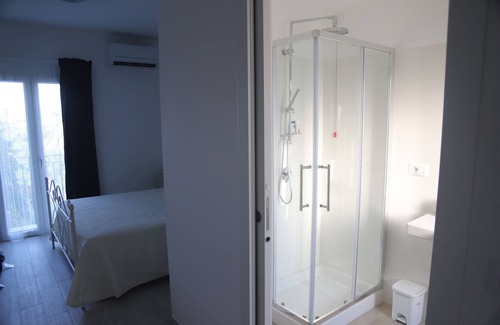 Castorano Bed & Breakfast | IL GELSO Country house in the heart of the Marche countryside
