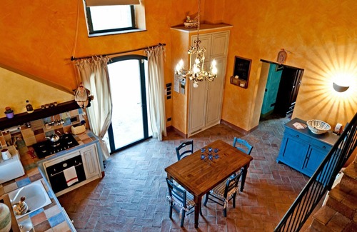 Montelupo Fiorentino Villa | Il Girasole is a cosy 2 bedroom holiday villa in Tuscany with private pool and panoramic view of.