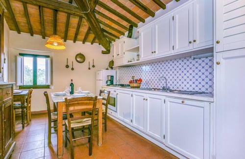 Pergine Valdarno House | Il Laghetto by Interhome