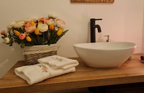 Scandolara Ravara Bed & Breakfast | Il luogo ideale per riscoprire il silenzio e l’intimità delle cose semplici.