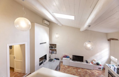 Portoferraio Old Town Apartment | Il Nido di Bianca flavor history and style