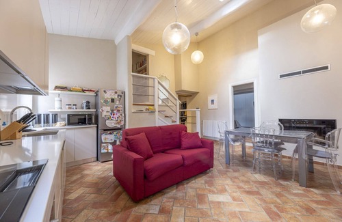Portoferraio Old Town Apartment | Il Nido di Bianca flavor history and style