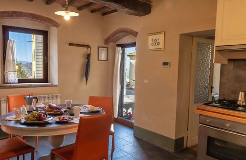Pergine Valdarno House | IL PIGIONALE, Private house in Authentic Tuscan Village