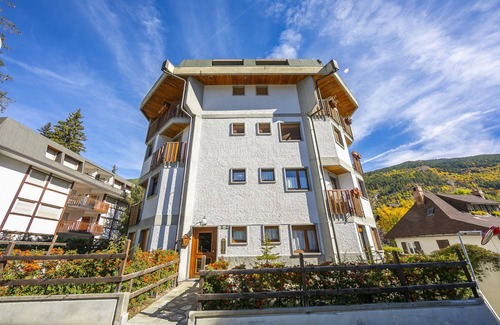 Bardonecchia Apartment | Il Rododendro (City Center), Bardonecchia, Italy