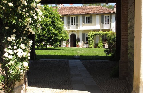 Revigliasco House | Il Tiglio 2. Ancient restructured farmhouse on the hill of Turin