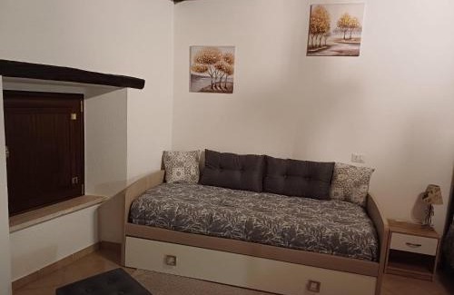 Santa Rufina House | Il Vicolo House