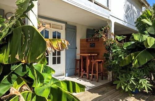 Terre-de-Haut House | Ilet-Suite-Honeymoon-Ensuite with Shower-Terrace