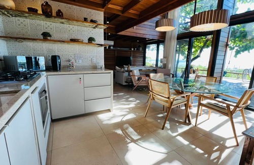 Paranagua Cabin | Ilha do Mel Lodges