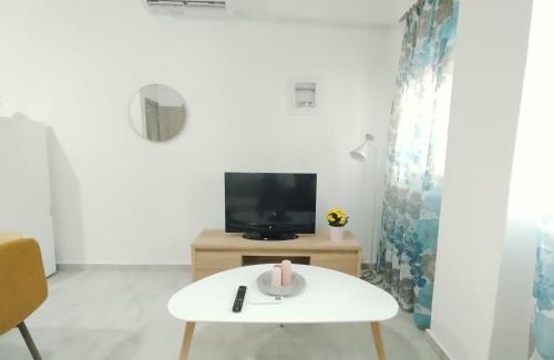 Arta Apartment | Iliana's Cozy Home