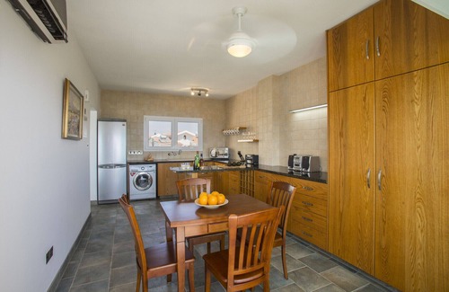 Oroklini Apartment | Imagine You and Your Family Renting this Perfect Holiday Apartment minutes from the beach