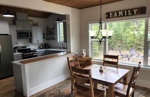 Martin City Cottage | Immaculate Farm Cottage on 40 Acres - Minutes from Glacier National Park