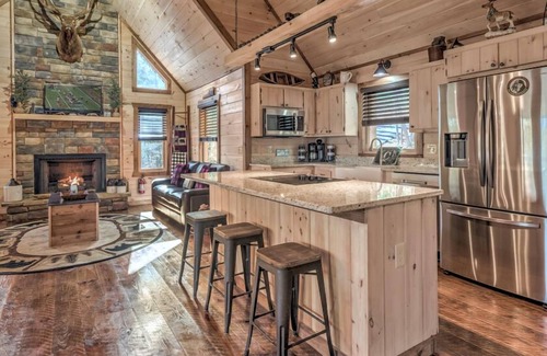 Williamstown Cabin | Immeasurably More - Hot Tub | Arcade Games & Pool Table | Outdoor Fireplace