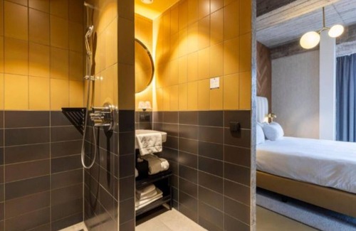 Kralingen-Crooswijk Hotel | Immerse in Comfort at Modern Room by Rotterdam City Center Near Maritime Museum