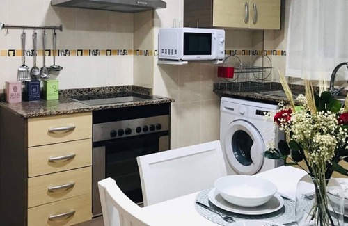 Port de Sagunt Apartment | Impeccable 3-Bed Apartment in Puerto de Sagunto