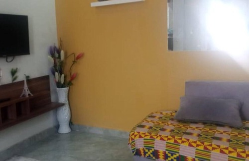 Ogbodjo House | Impeccable Comfortable One Bed Apartment in Accra