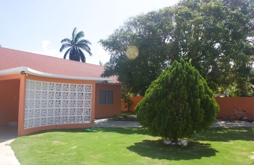 Greenwood Villa | Impeccable, Luxurious, family-friendly and only minutes from Montego Ba