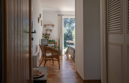 Saint-Paul-de-Vence Apartment | In a haven of peace, charming studio for 2 people with its terrace, garden