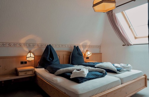 Zweifall Apartment | In & Out Boardinghaus Superior room