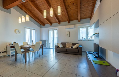 Barolo Apartment | In Piazzetta Holiday Apartments, Barolo: UNIT A