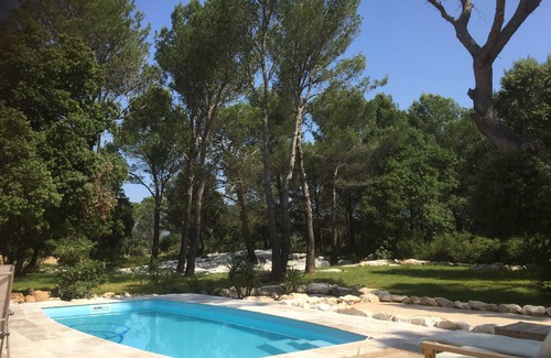 Signes Villa | In Provencal villa, Circuit Paul Ricard le Castellet.