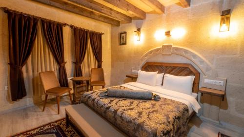 Cavusin Hotel | In Stone House