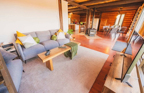 Mandeville Ski Chalet | In the heart of nature, with mountain views, ideal for families and pets!