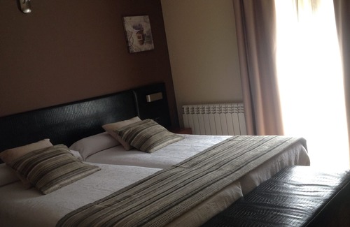 Las Almunias House | In the heart of the Natural Park of the Sierra and Guara canyons.