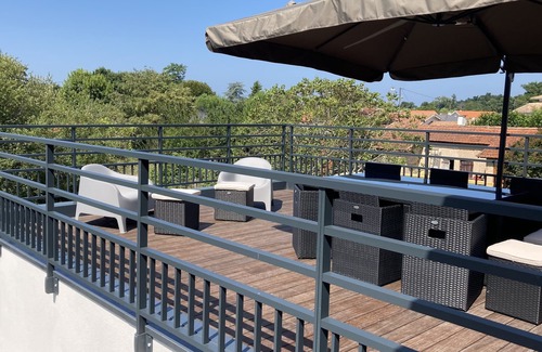 Audenge Apartment | In the heart of the Bassin d'Arcachon, fully renovated apartment with 30m² terrace