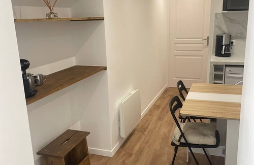 Juziers Apartment | In the heights of Juziers! Ideal studio for rest and escape!