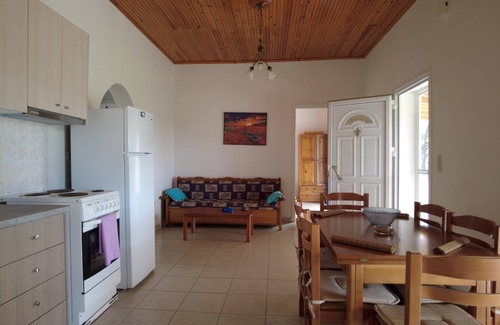 Chalikounas House | In the middle of nature! holiday home in calm neighborhood, wifi | Halikounas, C