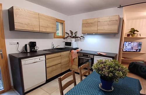 Fertans Apartment | In the Sweet Orchard of the Doubs *