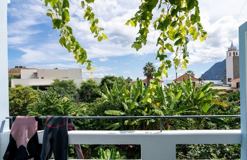 Porto da Cruz Apartment | In the village, between the sea and the mountains - Madeira Surf Camp III