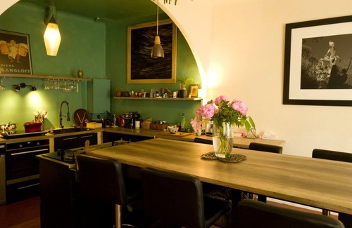Besse-sur-Issole Apartment | In the village