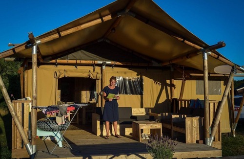 Rijssen Cabin | In these sturdy tents you will experience a great outdoor and indoor vacation!