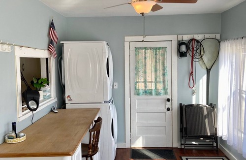 Cotter House | In Town, Large Yard, Close to Rivers and Lakes, Quiet
