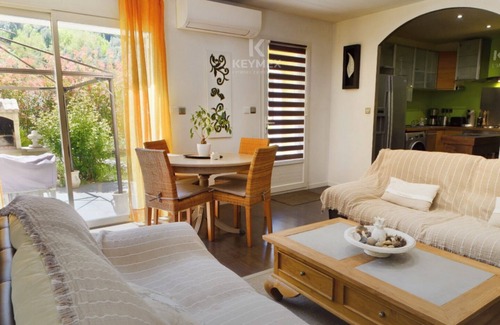 Barchetta Apartment | In Villa, Cosy apartment sleeps 4, Terrace, Private garden in Volpajola